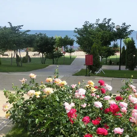 Sea View Panorama On Complex With Pools And Beach, Apartment